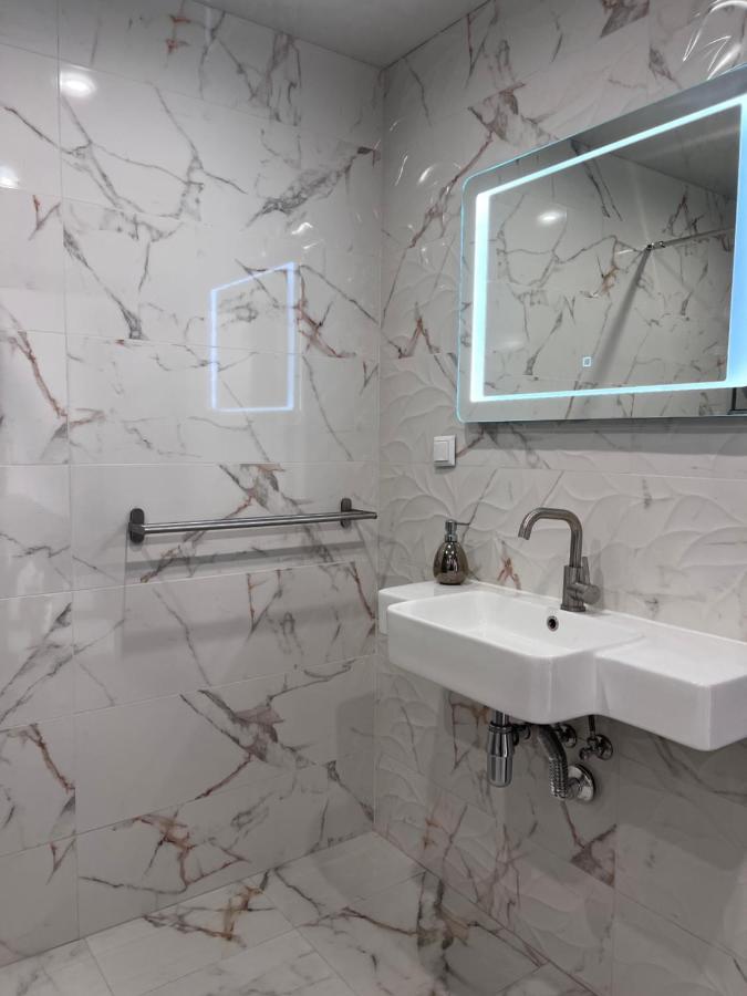 A-Brilliant, New! Spacious & Modern Apartment In Varna Whit Garage Exterior photo